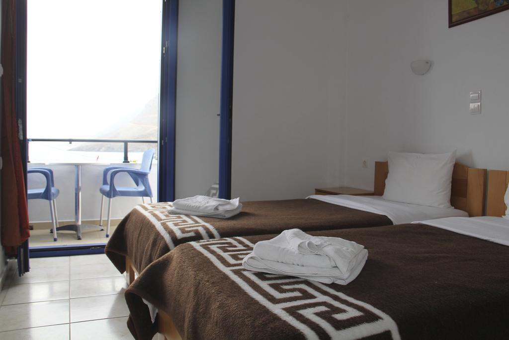 Hotel Stavris Khóra Sfakíon Екстериор снимка