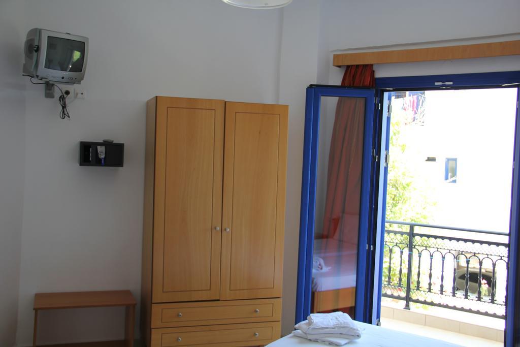 Hotel Stavris Khóra Sfakíon Екстериор снимка